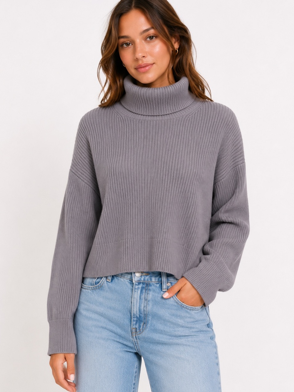 Aritzia Wilfred Cropped Turtleneck Sweater 100% merino wool Medium